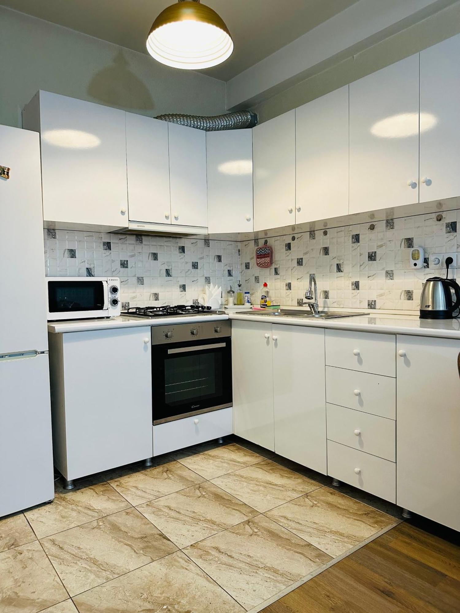 Twins Tower Apartment Tbilisi Bagian luar foto